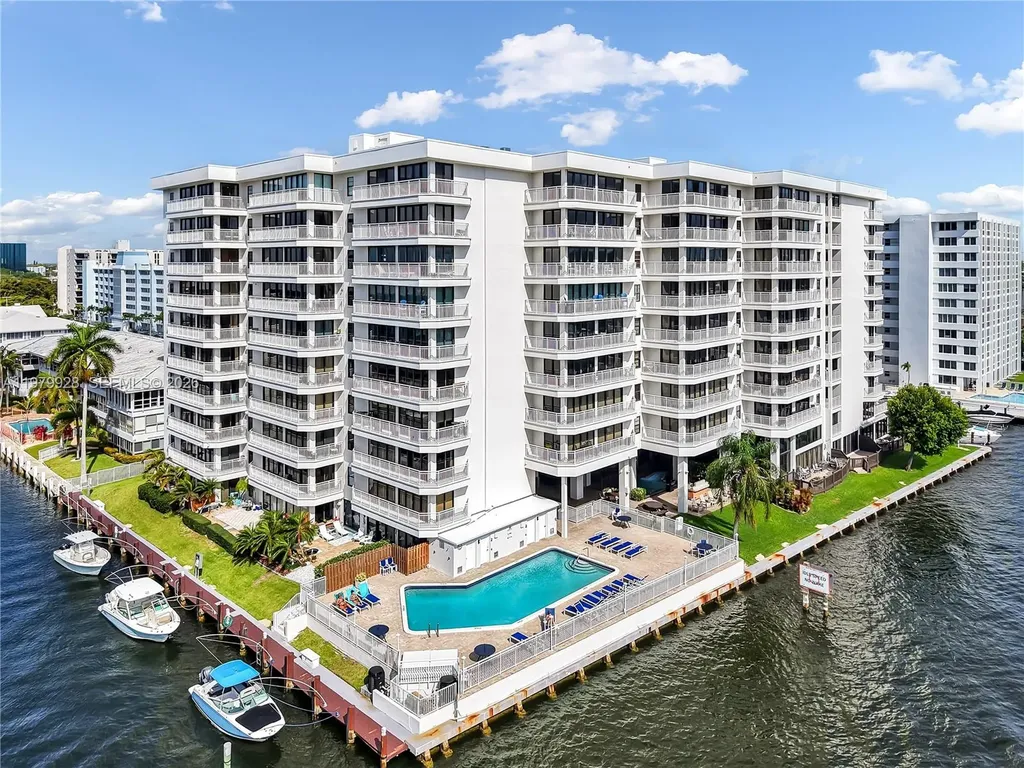 3100 NE 48th Street Fort Lauderdale FL 33308