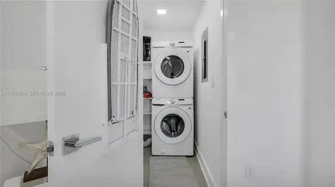 3100 NE 48th Street Fort Lauderdale FL 33308