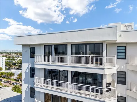 3100 NE 48th Street Fort Lauderdale FL 33308