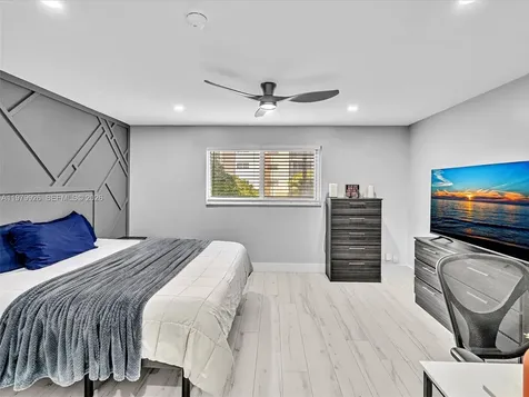 610 NE 12th Avenue Hallandale Beach FL 33009