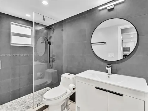 610 NE 12th Avenue Hallandale Beach FL 33009