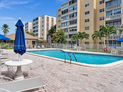610 NE 12th Avenue Hallandale Beach FL 33009
