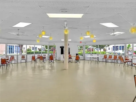 610 NE 12th Avenue Hallandale Beach FL 33009