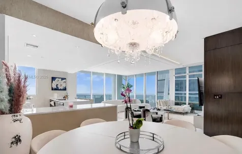 900 Biscayne Boulevard Miami FL 33132
