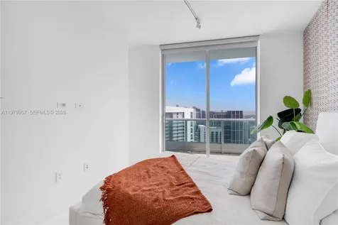 900 Biscayne Boulevard Miami FL 33132