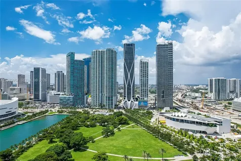 900 Biscayne Boulevard Miami FL 33132