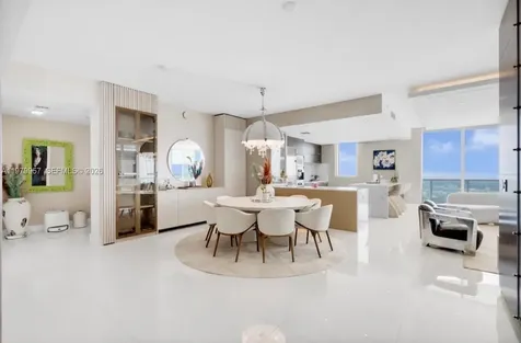 900 Biscayne Boulevard Miami FL 33132