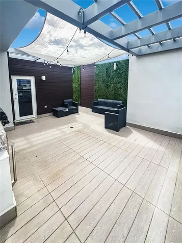10336 NW 64th Street Doral FL 33178