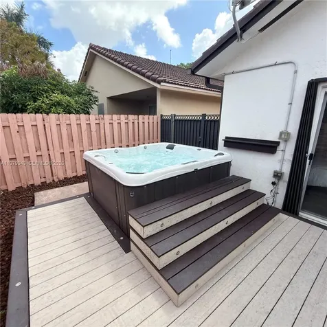 9023 NW 148th Terrace Miami Lakes FL 33018
