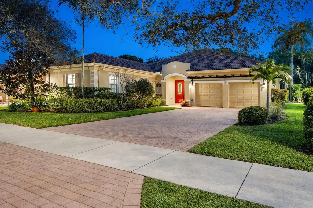 132 Via Castilla Jupiter FL 33458