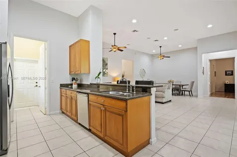 132 Via Castilla Jupiter FL 33458