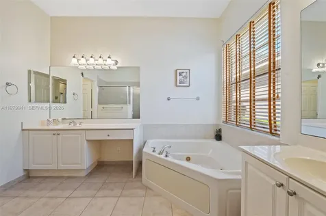 132 Via Castilla Jupiter FL 33458
