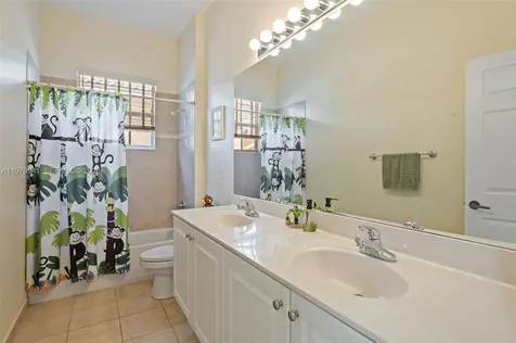 132 Via Castilla Jupiter FL 33458