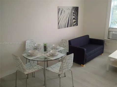 842 Meridian Avenue Miami Beach FL 33139