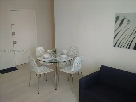 842 Meridian Avenue Miami Beach FL 33139