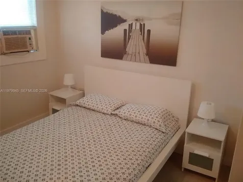 842 Meridian Avenue Miami Beach FL 33139