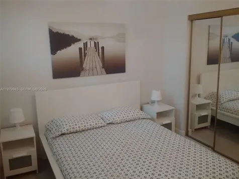 842 Meridian Avenue Miami Beach FL 33139