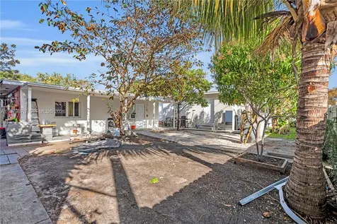 2900 SW 19th Street Miami FL 33145