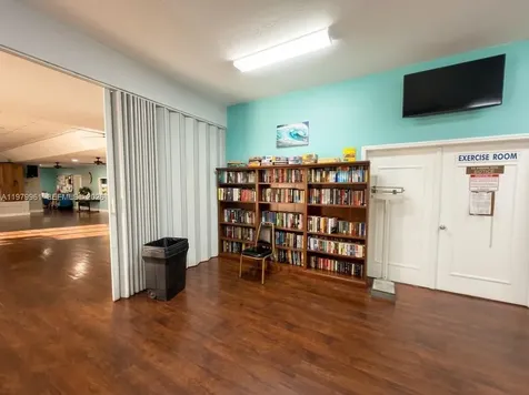 2841 Somerset Drive Lauderdale Lakes FL 33311