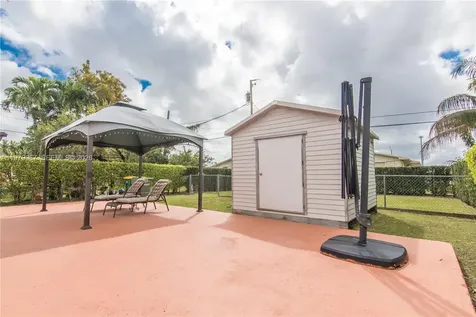 1300 NW 9th Street Homestead FL 33030
