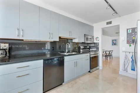 2851 NE 183rd Street Aventura FL 33160