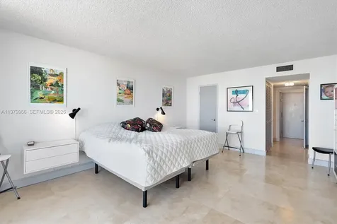 2851 NE 183rd Street Aventura FL 33160