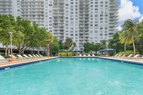 2851 NE 183rd Street Aventura FL 33160