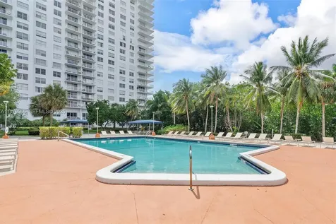 2851 NE 183rd Street Aventura FL 33160