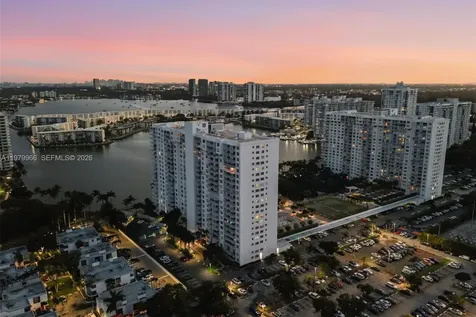2851 NE 183rd Street Aventura FL 33160