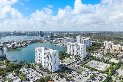2851 NE 183rd Street Aventura FL 33160