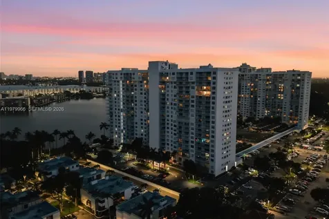 2851 NE 183rd Street Aventura FL 33160