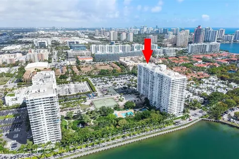 2851 NE 183rd Street Aventura FL 33160