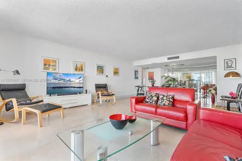 2851 NE 183rd Street Aventura FL 33160