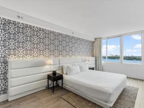 1100 West Avenue Miami Beach FL 33139