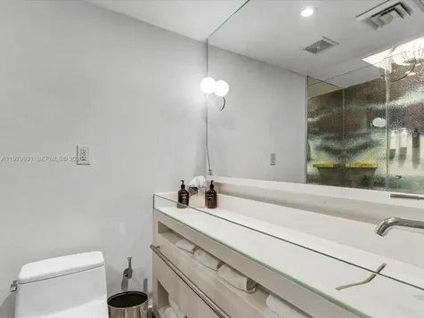 1100 West Avenue Miami Beach FL 33139