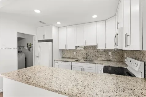 13745 SW 84th Street Miami FL 33183