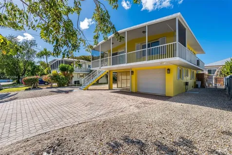 527 Sound Drive Key Largo FL 33037