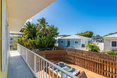 527 Sound Drive Key Largo FL 33037