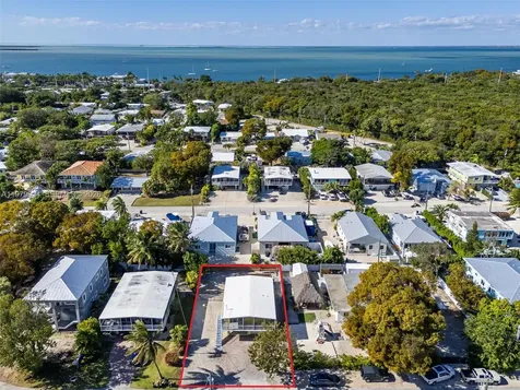 527 Sound Drive Key Largo FL 33037