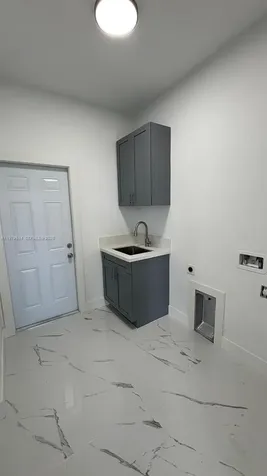 1909 NW 24th Place Cape Coral FL 33993