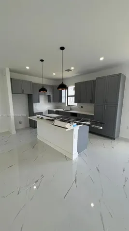 1909 NW 24th Place Cape Coral FL 33993