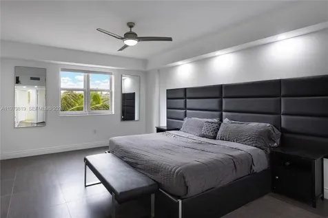 19900 E Country Club Drive Aventura FL 33180