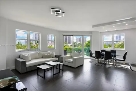 19900 E Country Club Drive Aventura FL 33180