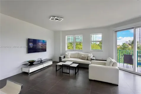 19900 E Country Club Drive Aventura FL 33180