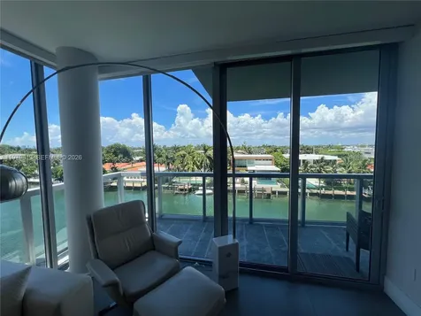 Bay Harbor Islands FL 33154