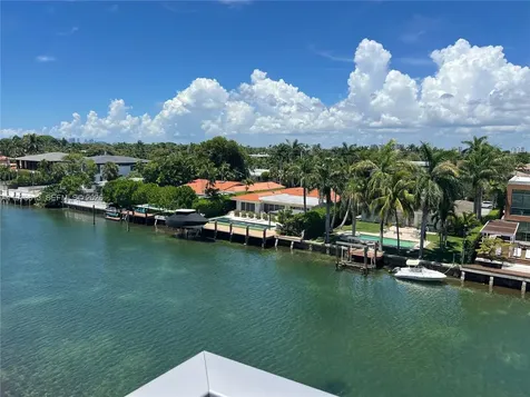 Bay Harbor Islands FL 33154