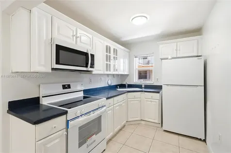 1747 Rodman Street Hollywood FL 33020