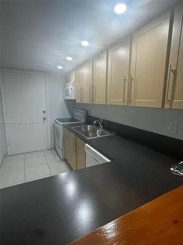8101 SW 73rd Avenue Miami FL 33143