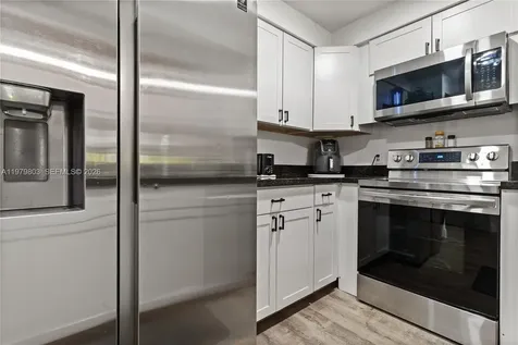 3812 NW 77th Avenue Davie FL 33024