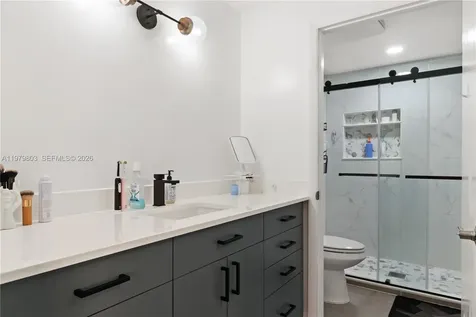 3812 NW 77th Avenue Davie FL 33024